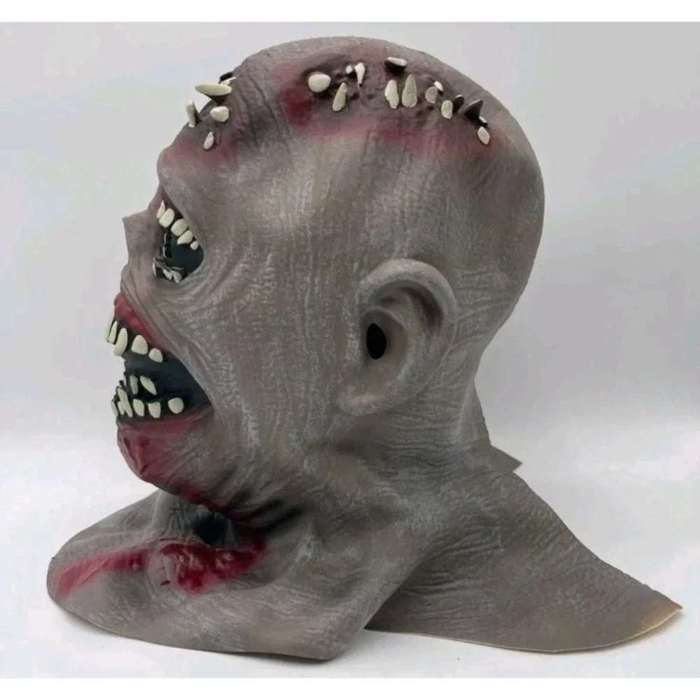 NWT Zombie MONSTER Teeth Latex Scary Halloween Mask Full Head Shoulder 14+ #1180